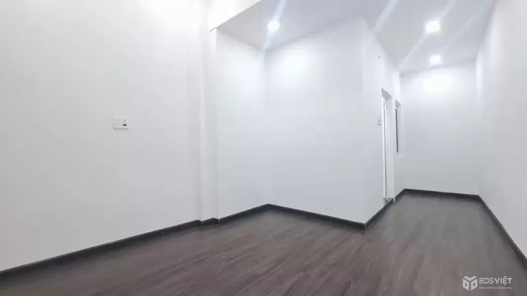 bán nhà 2 tâng đep mặt tièn Trần Nguyên Hãn giá 7,2 tỷ