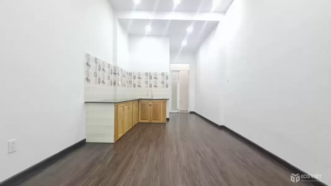 bán nhà 2 tâng đep mặt tièn Trần Nguyên Hãn giá 7,2 tỷ