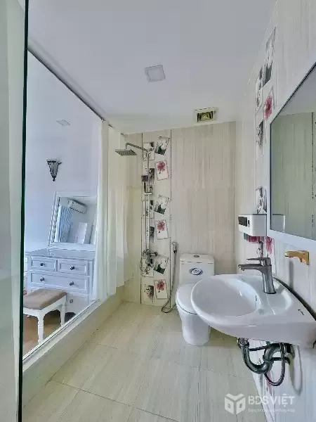 Bán căn góc CT2 tầng 8 KĐT Vĩnh Điềm Trung Nha Trang view nhìn ra siêu thị GO!