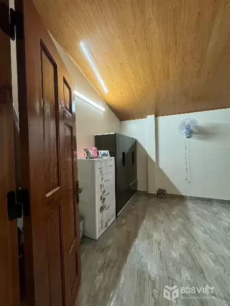 BÁN NHÀ TRIỆU VIỆT VƯƠNG P4, ĐÀ LẠT - 4PN, SỔ RIÊNG XD, ĐƯỜNG Ô TÔ - 6 TỶ