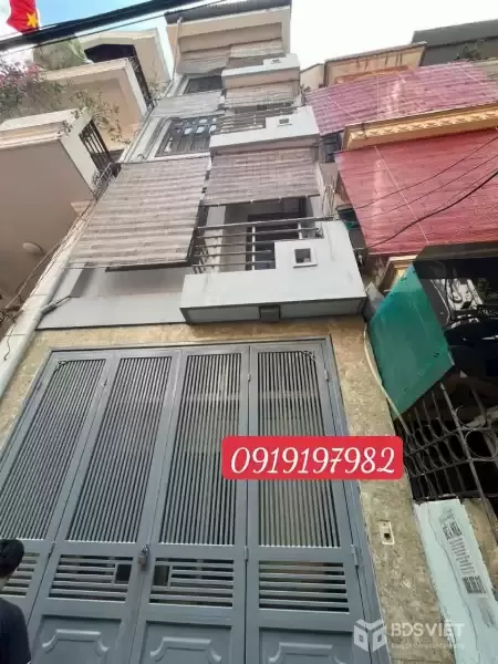 Hàng đầu tư !!! Bán gấp nhà Bồ Đề, Dân xây, Dt 45m, mt ~ 4m chỉ nhỉnh 10 tỷ