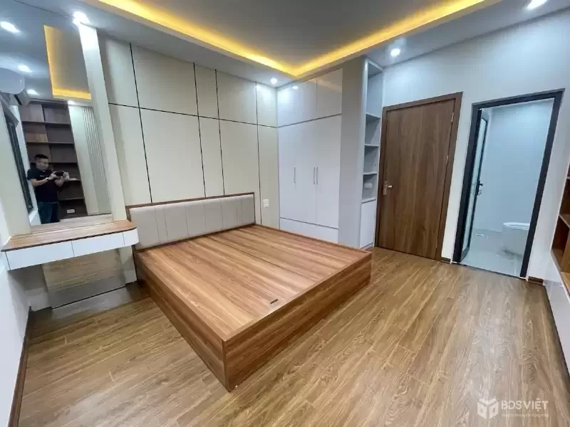 BÁN NHÀ THANH XUÂN - NHÀ ĐẸP MỚI - BA GÁC ĐỖ CỬA - TẶNG NỘI THẤT - SỔ ĐẸP