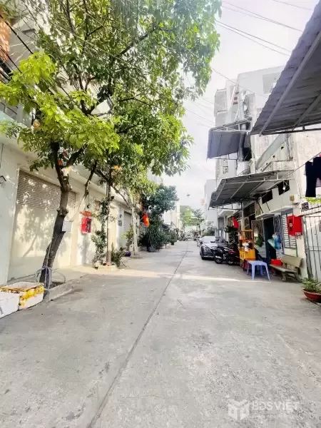 Bán nhà Đô Đốc Long, Tân Phú - 265m2, Hẻm 5m xe hơi thông