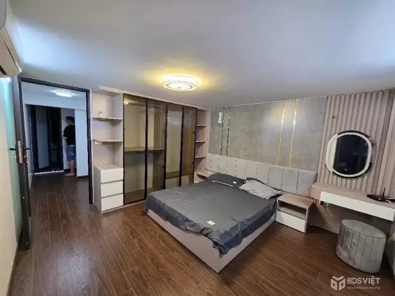 HOÀNG HOA THÁM 45M,4 NGỦ GIÁ 8,1 TỶ,FULL NỘI THẤT,NGÕ THÔNG,NỞ HẬU ĐẸP