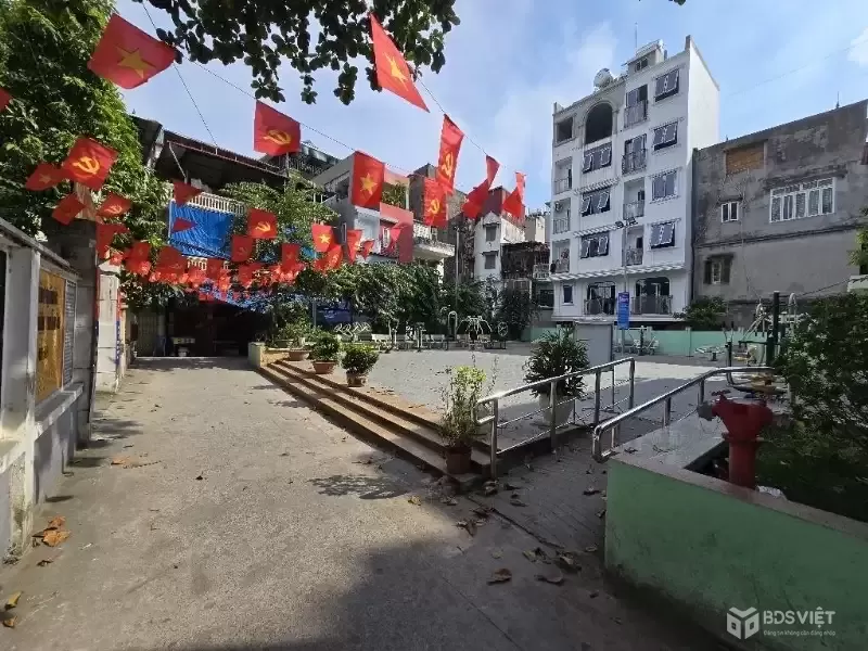 HOÀNG HOA THÁM 45M,4 NGỦ GIÁ 8,1 TỶ,FULL NỘI THẤT,NGÕ THÔNG,NỞ HẬU ĐẸP