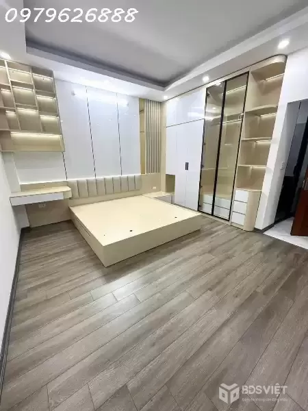 BÁN NHÀ PHỐ LÊ THANH NGHỊ – FULL NỘI THẤT – NGÕ THOÁNG – LÔ GÓC ĐẸP. 62x5T