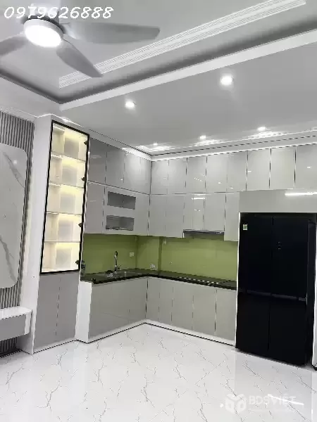 BÁN NHÀ PHỐ LÊ THANH NGHỊ – FULL NỘI THẤT – NGÕ THOÁNG – LÔ GÓC ĐẸP - 62x5T