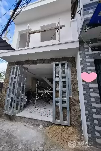 Bán nhà 2 tầng, 30m² (4x8), hẻm xe tải Hương Lộ 2, Gần Ngã Tư Bốn Xã, Chỉ hơn 2 tỷ