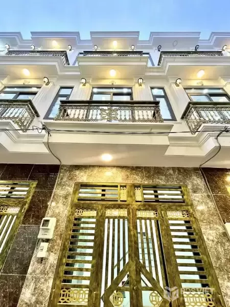 Bán nhà 4 tầng đẹp lung linh, 4PN-3WC, 26m² (3.2x8), hẻm 4m, gần Aeon Tân Phú, hơn 2 tỷ