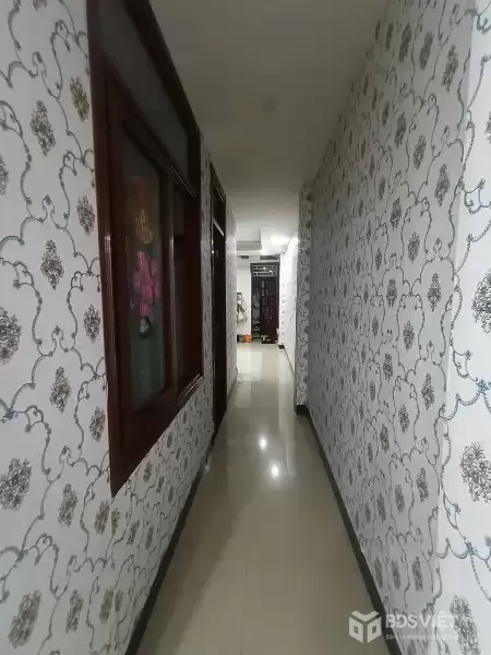 Cần bán nhà 1 tầng, cách đường Nguyễn Khuyến chỉ 80m, hẻm ô tô, gần chợ Vĩnh Hải.