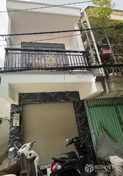 Bán nhà 3 tầng, 2PN-2WC, Hẻm xe hơi, ngay Bình Long, Lê Thúc Hoạch, chỉ hơn 1 tỷ
