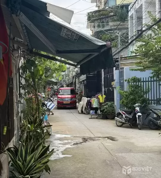 Bán nhà 3 tầng, 2PN-2WC, Hẻm xe hơi, ngay Bình Long, Lê Thúc Hoạch, chỉ hơn 1 tỷ