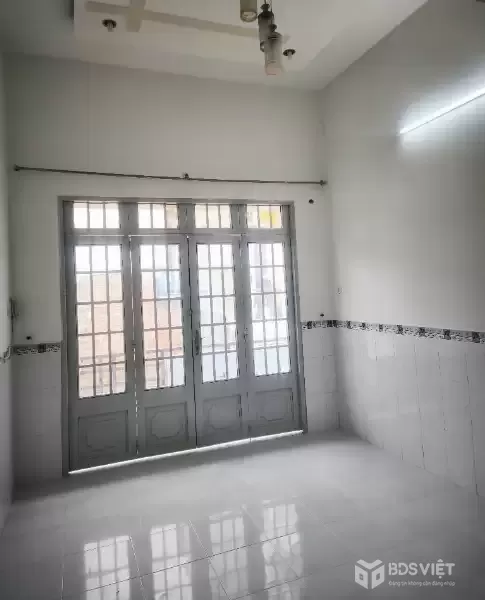 Bán nhà 3 tầng, 32m², Hẻm xe hơi, gần Hương Lộ 2, Lê Văn Quới, Ngã Tư Bốn Xã, chỉ hơn 3 tỷ