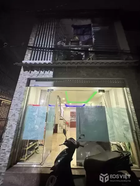 BÀN NHÀ MỚI KENG DỌN VÀO Ở NGAY ĐƯỜNG SỐ 13 - LINH XUÂN - THỦ ĐỨC - 2 TẦNG - 44M2 - SỔ VUÔNG A4 - CHỈ 3,6 TỶ.