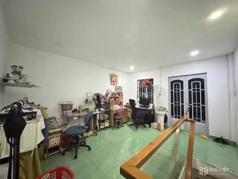 BÀN NHÀ MỚI KENG DỌN VÀO Ở NGAY ĐƯỜNG SỐ 13 - LINH XUÂN - THỦ ĐỨC - 2 TẦNG - 44M2 - SỔ VUÔNG A4 - CHỈ 3,6 TỶ.