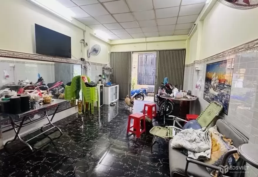 Bán nhà 2 tầng (4x10), Hẻm xe tải, Ngay Tỉnh Lộ 10, Chiến Lược, Hương Lộ 2, chỉ hơn 4 tỷ