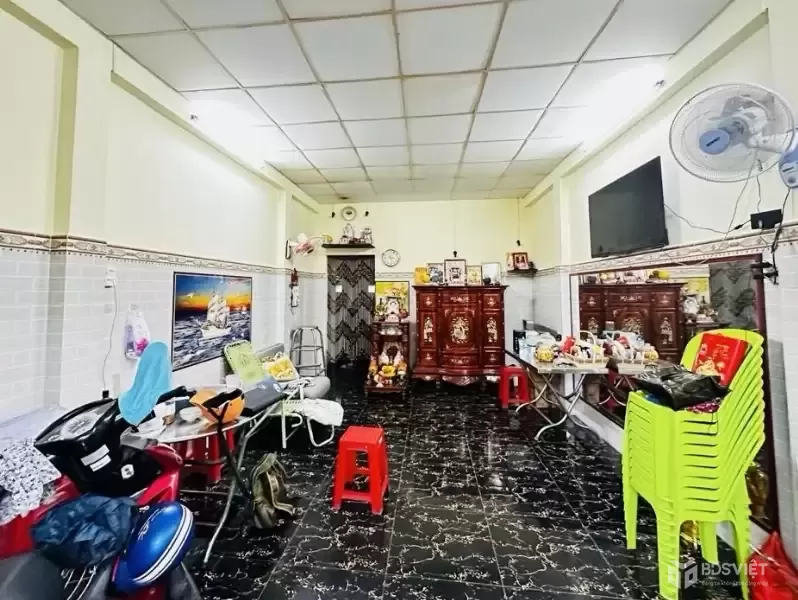 Bán nhà 2 tầng (4x10), Hẻm xe tải, Ngay Tỉnh Lộ 10, Chiến Lược, Hương Lộ 2, chỉ hơn 4 tỷ