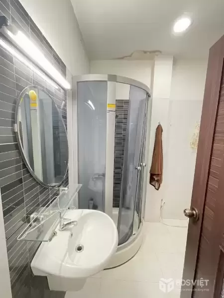 Bán nhà Đường Khuông Việt - DT sàn 275.9m2 - Hẻm 7m xe tải thông