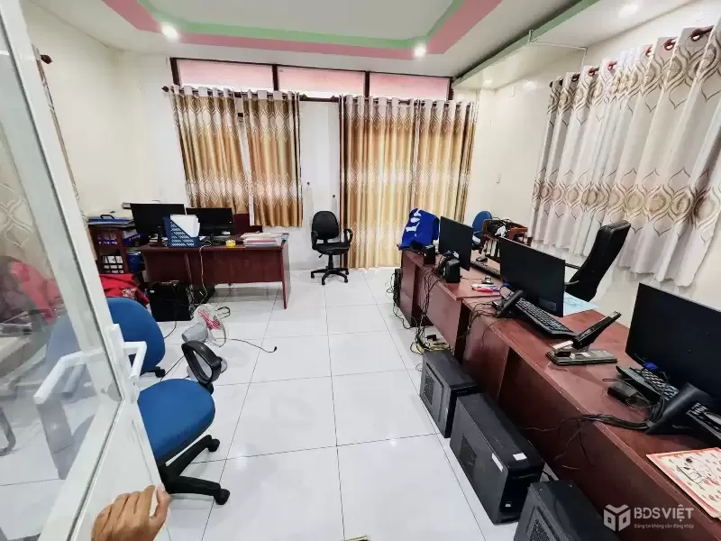 BÁN NHÀ 4 TẦNG – MẶT TIỀN KINH DOANH NGAY KÍNH NỔI DĨ AN 1 – 5x20M – 8 PHÒNG NGỦ – GIÁ NHỈNH 5 TỶ ????