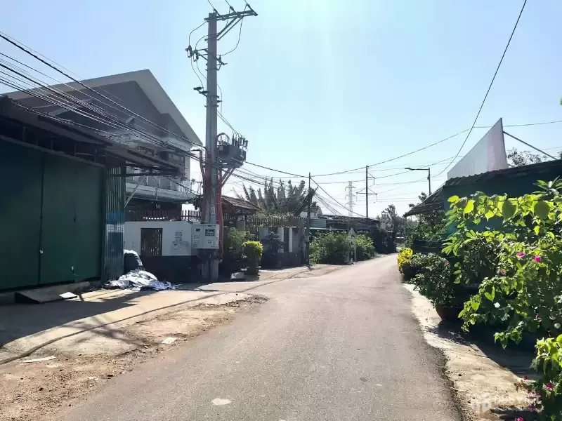 Nhà Diên Toàn gần uỷ ban 154m chỉ 2,8tỷ