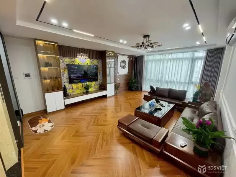 BÁN NHÀ 6 TẦNG THANG MÁY - NGỌC LÂM - OTO ĐỖ CỬA