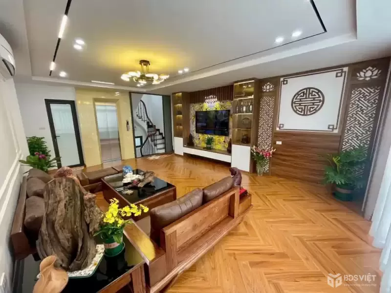 BÁN NHÀ 6 TẦNG THANG MÁY - NGỌC LÂM - OTO ĐỖ CỬA