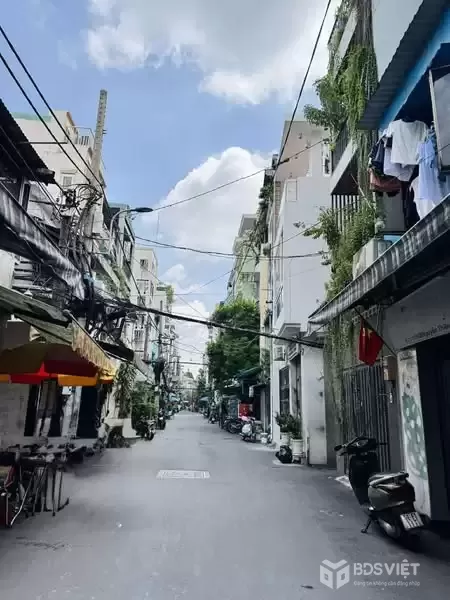 Nhà HXH Đường Nguyễn Thiện Thuật Phường 2 Quận 3 Cũ.