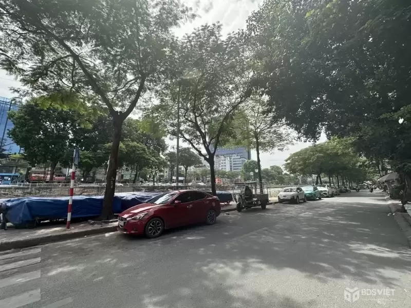 NGUYỄN KHANG 51M CHỈ 7,9 TỶ NHÀ ĐẸP,FULL NỘI THẤT,GẦN BÃI GỦI XE,NGÕ THÔNG