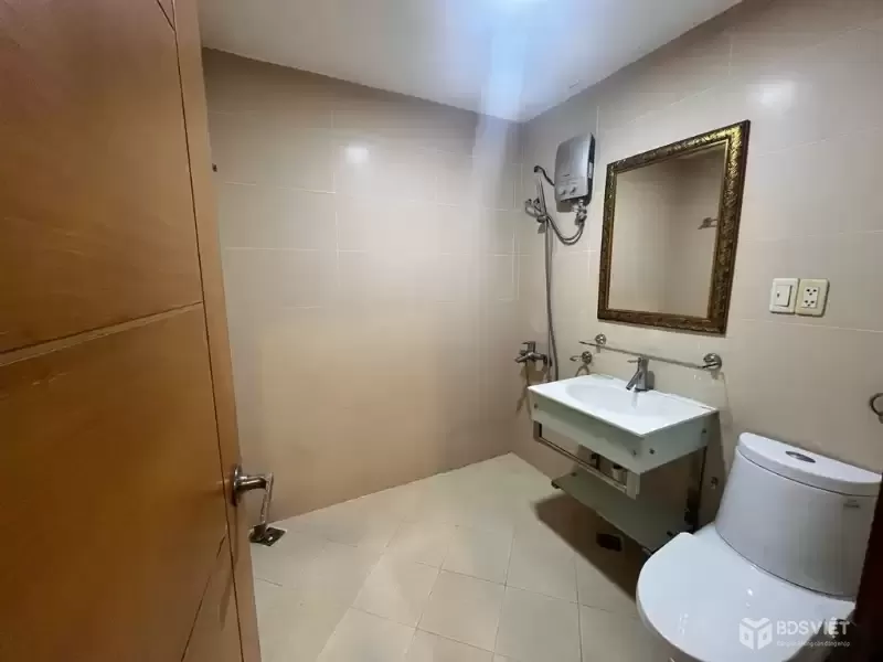 Bán căn hộ Hoàng Kim Thế Gia 81m², 3PN-2WC, Mặt tiền Trương Phước Phan, SHR, chỉ hơn 3 tỷ