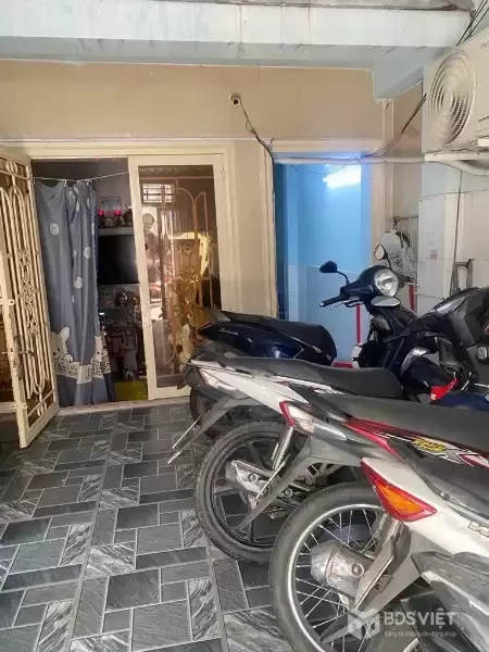 Bán Nhà Bùi Văn Ba Quận 7 – 72m² – Giá 6,7 Tỷ- Oto