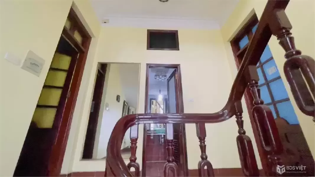 Nhà lô góc mặt phố Hoàng Quốc Việt, mặt tiền 6.8m, kinh doanh mọi loại hình