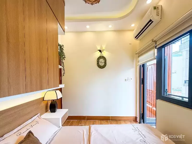 Quận 3 - Nhà Mới Ở Ngay - Đầy Đủ Nội Thất - 4 Tầng - Nhỉnh 3 Tỷ -Nhà mới tinh, 1 Trệt 3 lầu đúc.