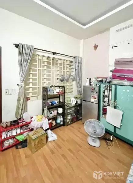 Nhà MT Trần Văn Danh 4 tầng cạnh nhà ga T3