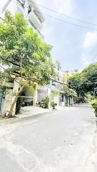 Nhà MT Trần Văn Danh 4 tầng cạnh nhà ga T3