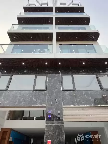 BÁN NHÀ DÒNG TIỀN HỌC VIÊN TÀI CHÍNH - DT68M2 - 7 TẦNG - GIÁ 13 TỶ - DÒNG TIỀN 50 TR/ 1 THÁNG