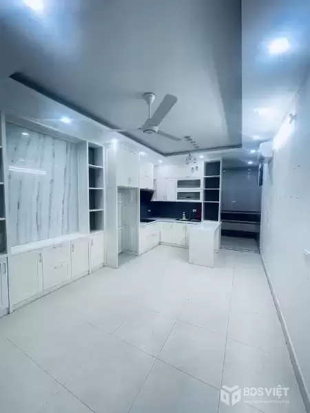 Nhà bán Tây Thăng Long 42m2, 5 tầng, ô tô đỗ cửa, gần trường Đại học