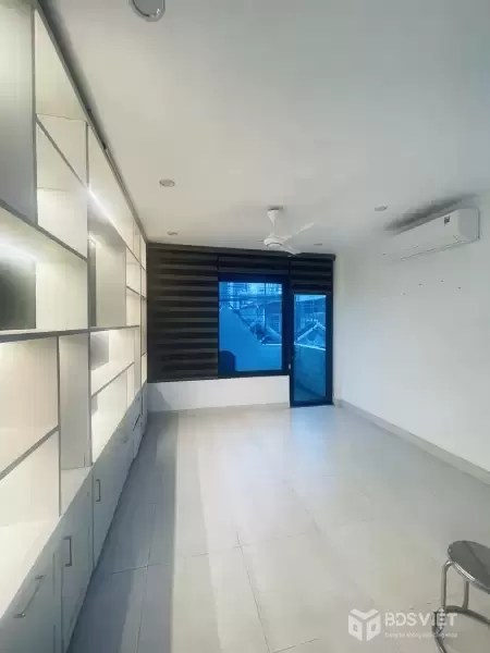 Nhà bán Tây Thăng Long 42m2, 5 tầng, ô tô đỗ cửa, gần trường Đại học