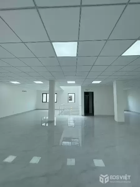 cho thuê nhà mặt tiền nguyên căn đường lê đinh thám giao duy tân 3 tầng dt 600 m2