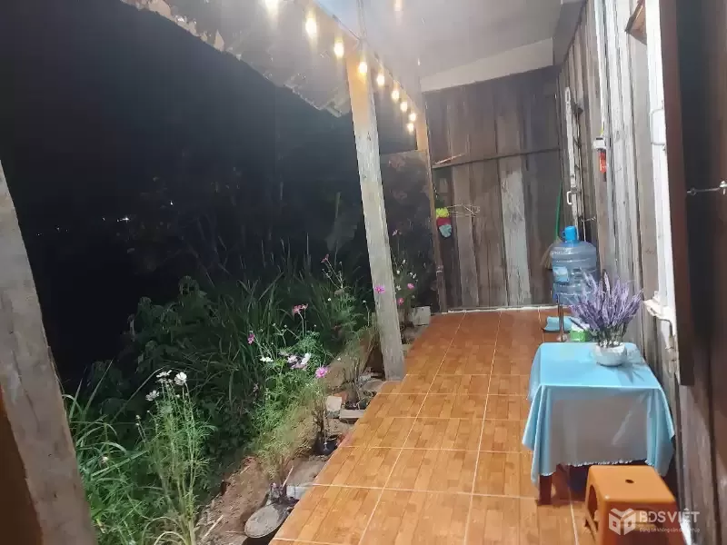 BÁN ĐẤT TẶNG NHÀ GỖ ĐƯỜNG HUYỀN TRÂN CÔNG CHÚA PHƯỜNG 4, ĐÀ LẠT