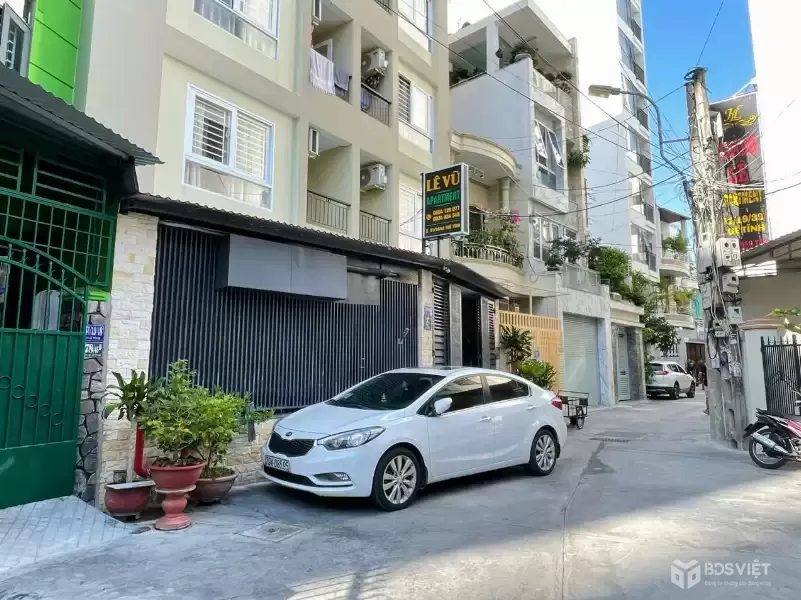 Mảnh Đất hẻm oto ngay trung tâm Nha Trang đi ra biển chỉ hoen 200m. 