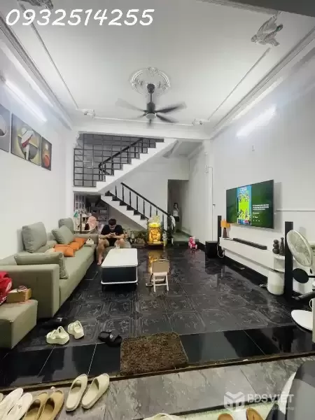 Bán nhà mặt phố Dương Quảng Hàm, Cẩm Lệ, Đà Nẵng. DT 72m2, 2 tầng, 3PN. Giá 7.4 tỷ, Sổ Đỏ. LH: 0932514255