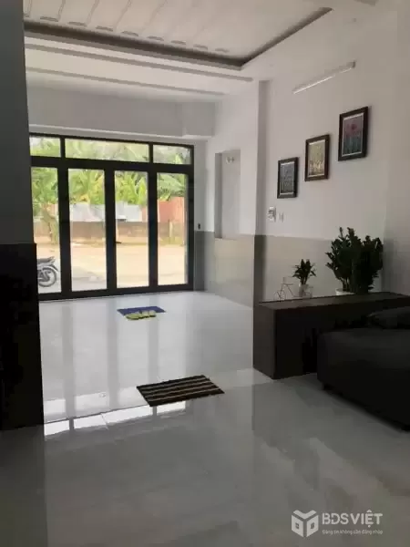 Nhà 2 Tầng, Sổ Hồng Riêng, Chỉ 2.6 Tỷ – Huỳnh Tấn Phát, P. Tân Phú (Q7),