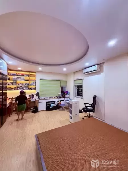 Bán nhà mặt phố Hoàng Quốc Việt 52m2, 6 tầng, mặt tiền 5.2m, kinh doanh đỉnh