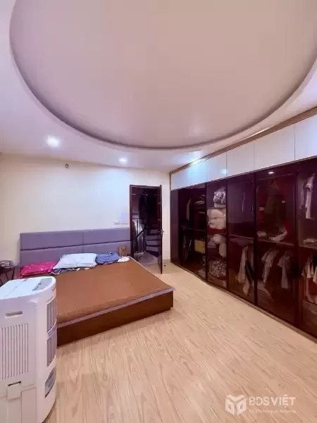 Bán nhà mặt phố Hoàng Quốc Việt 52m2, 6 tầng, mặt tiền 5.2m, kinh doanh đỉnh