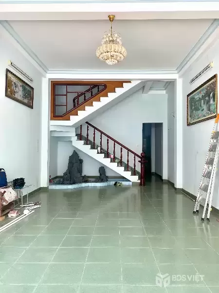 Siêu Hiếm! Nhà 4 Tầng Mặt Tiền Gần Biển, Chợ Đầm – Chu Văn An Nha Trang