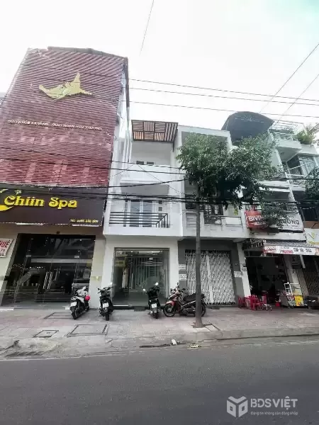 Nhà 3 Tầng Hoàn Công, Mặt Tiền Kinh Doanh Nguyễn Thị Minh Khai – Nha Trang

Siêu Vị Trí!  – Gần Biển, Sổ Hồng