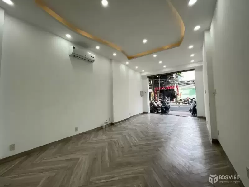 Nhà 3 Tầng Hoàn Công, Mặt Tiền Kinh Doanh Nguyễn Thị Minh Khai – Nha Trang

Siêu Vị Trí!  – Gần Biển, Sổ Hồng
