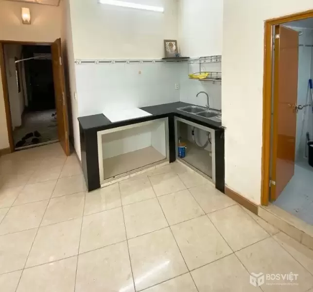 Bán căn hộ 56m2 2PN, Mặt tiền Bình Thới, ngay Ông Ích Khiêm, gần CV Đầm Sen chỉ hơn 1 tỷ