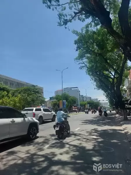 ♥ Mặt Tiền Nguyễn Hữu Thọ gần 30/4, 250m2, ngang 10m, đoạn Kinh Doanh cực đẹp