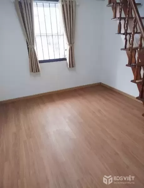 Bán căn hộ Lê Văn Sỹ 2PN, ngay Đặng Văn Ngữ, gần nhà thời Ba Chuông, chỉ hơn 1 tỷ